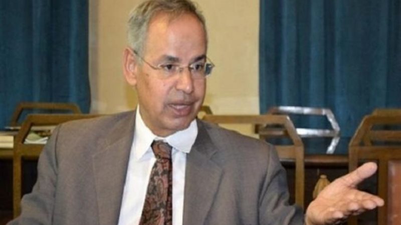 الدكتور محمد الشحات