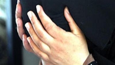 ضبط ربة منزل أثناء محاولتها إدخال أقراص مخدرة لابنها المسجون بالخانكة