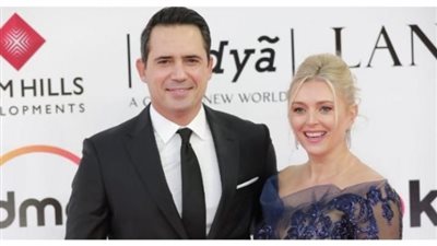 معلومات عن زوجة ظافر العابدين بعد لفتها للأنظار بمهرجان القاهرة السينمائي