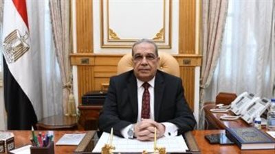 وزير الإنتاج الحربي ووزير الدفاع العراقي يتفقدان مصنع 200 الحربي