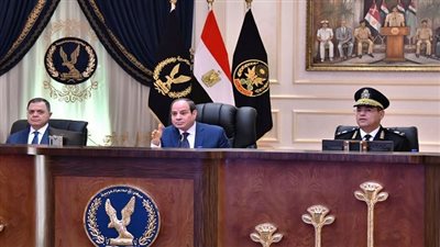 السيسي يؤكد على أهمية تطبيق المعايير الموضوعية المجردة والحيادية التامة لانتقاء أفضل العناصر للالتحاق بكلية الشرطة