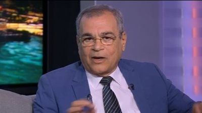 مدحت يوسف: دمج شركات البترول يساهم في السيطرة على السوق | فيديو