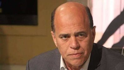 هشام يكن: أداء المنتخب متذبذب ونفتقد للجماعية داخل الملعب 