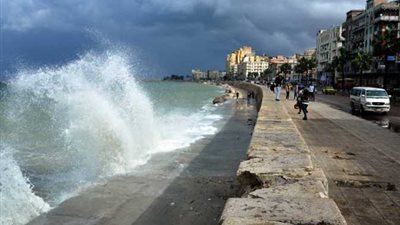 خبير أرصاد يحذر من خروج مياه الإسكندرية للشاطئ خلال نوة القاسم | فيديو