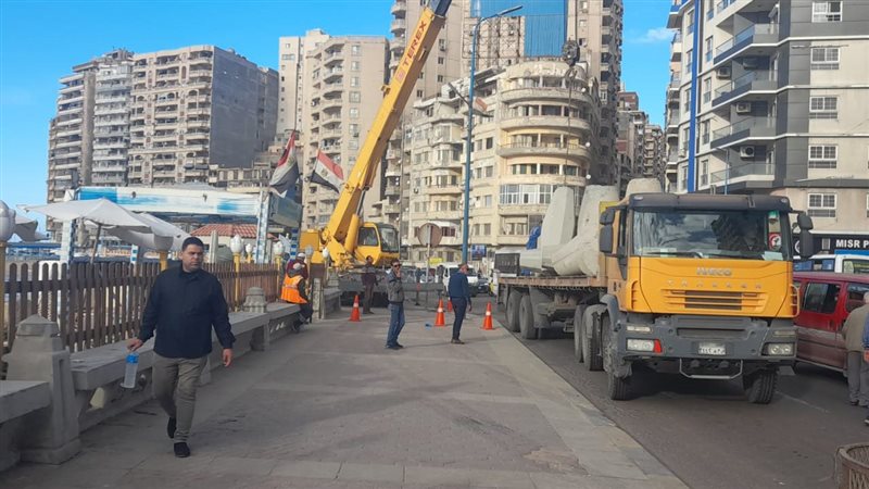 وضع حواجز خرسانية