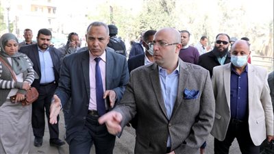 محافظ بني سويف يتفقد الحالة المرورية بـ الشناوية 