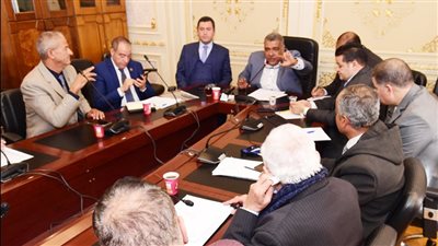  صناعة النواب توصي باحتساب الضريبة العقارية على المصانع بالقيمة الدفترية 