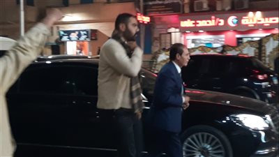 يحيى الكومي يصل سرادق عزاء أدهم السلحدار | صور