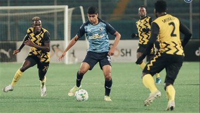 بيراميدز يفوز على مانياما بهدف ويصعد لدور المجموعات بالكونفدرالية | صور