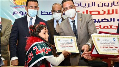 أخبار الفيوم | تكريم المتميزين.. وإخلاء عقار بالإسكان الاجتماعي آيل للسقوط