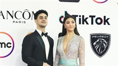  أبرز إطلالات النجوم الشباب على ريد كاربت بختام مهرجان القاهرة السينمائي | صور