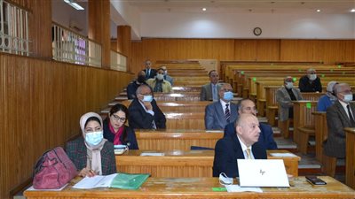 قرارات جديدة لتسهيل الإجراءات الإدارية للباحثين بجامعة الإسكندرية