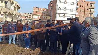 محافظ الدقهلية يتفقد أعمال خط مياه رئيسي بالمعصرة | فيديو وصور 