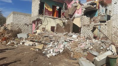 تفسير حلم سقوط المنزل في المنام وعلاقته بالاضطرابات النفسية وخسارة الأموال