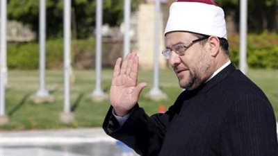 وزير الأوقاف يشارك في مناقشة رسالة دكتوراه عن الاستلزام الحواري في قصة سيدنا موسى 