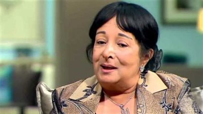 سميرة عبدالعزيز تطالب حسن شاكوش بتغيير اسمه