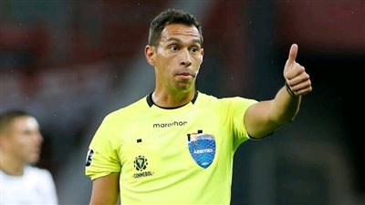 بقيادة الأرجنتيني فاكوندو.. طاقم تحكيم مبارة منتخب مصر والجزائر بكأس العرب