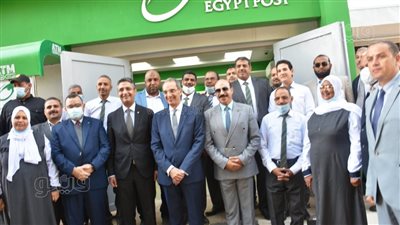 وزير الاتصالات ومحافظ أسوان يفتتحان مكتب بريد نهضة كيما | صور