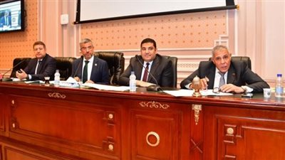 رئيس الأغلبية البرلمانية يعلن مناقشة تعديلات قانون البناء الأسبوع المقبل 