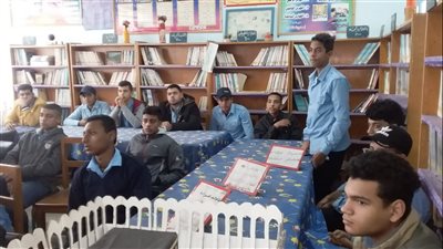 تكثيف الحملات التوعوية للطلاب لمحاربة المخدرات بجامعة قناة السويس