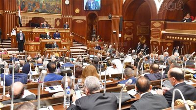 حدد مصير العقود المؤقتة.. كل ما تريد معرفته عن قانون العمل قبل إقراره بمجلس الشيوخ 