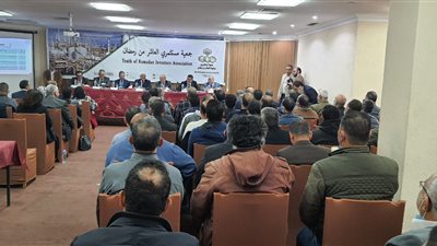 جمعية مستثمري العاشر تواجه رئيس هيئة التأمينات بـ6 تحديات