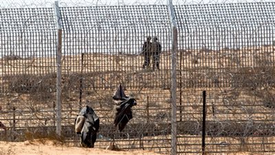 جيش الاحتلال الإسرائيلي يزعم مقتل مسلح حاول الاقترب من السياج الأمني ​​في غزة