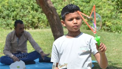 15 صورة ترصد احتفال المصريين بحديقة الأزهر في ثالث أيام عيد الفطر (صور)