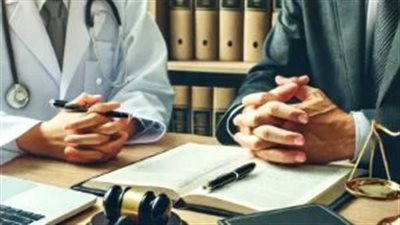 متى يسمح القانون بخروج المريض من المنشأة الطبية؟ 