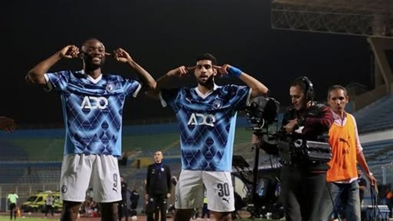 بيراميدز والجيش الملكي،