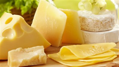 باستثناء الفلمنك، انخفاض ملحوظ في أسعار الجبن اليوم بالأسواق