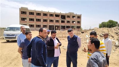 وزارة الزراعة تتابع أعمال إنشاء سحارة الحكمة بأسوان
