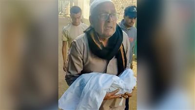 والد مساعد مدرب الأسود خلال دفن ذراع نجله: 