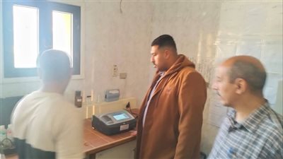 لجان من صحة الإسماعيلية تفحص مياه محطات الشرب (صور) 