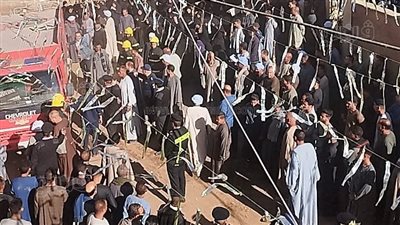 لحظة وصول جثمان النقيب محمود عبد الصبور مسقط رأسه بقنا (فيديو)