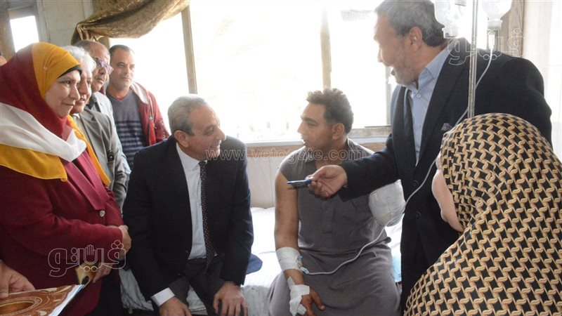 محافظ الغربية يزور