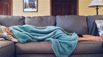 أستاذة بجامعة أكسفورد تفجر مفاجأة عن سبب كسل جيل Z