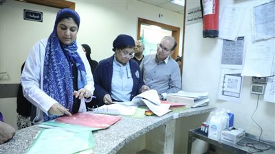 نائب وزير الصحة تتفقد جاهزية منشآت السيدة زينب الصحية في جولة مفاجئة