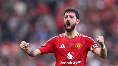 رغم إغراءات الهلال، فيرنانديز يفضل أوروبا على انتقاله للدوري السعودي