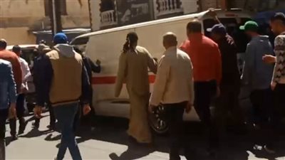 جنازة مهيبة لأم وثلاثة من أطفالها ضحايا انهيار عقار بالإسكندرية