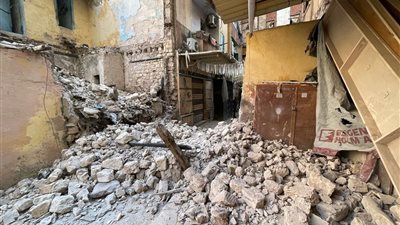 انهيار عقار من 3 طوابق في حي الجمرك بالإسكندرية دون إصابات