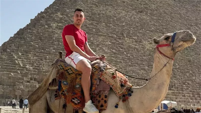 جراديشار لاعب الأهلي