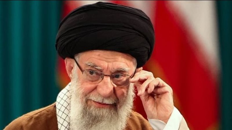 المرشد الإيراني،