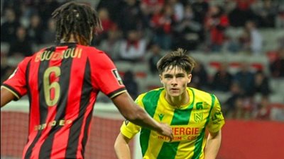 بمشاركة عبد المنعم ومصطفى محمد، نانت يفوز على نيس 1/2 بالدوري الفرنسي (صور)