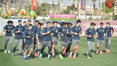 سيراميكا يختتم تدريباته بالقاهرة ويعسكر بالسويس استعدادا للمصري