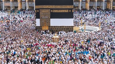 الحكومة تواصل استعداداتها لبدء موسم الحج.. مناقشات مطولة بالسعودية لغرفة شركات السياحة لبحث أماكن تسكين ضيوف الرحمن.. والصحة تعلن التطعيمات المطلوبة من المسافرين