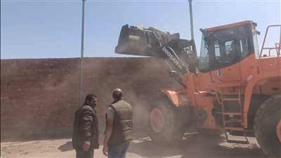 إزالة 62 مخالفة بناء على أراضي الدولة بالجيزة