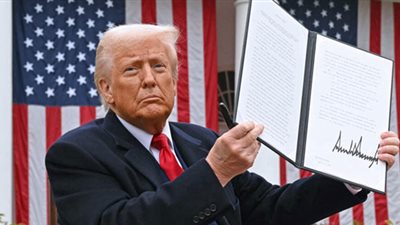  ترامب يدعو للصمود ويحذر من الحرب التجارية