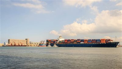  كل ما تريد معرفته عن خط الرورو بين ميناءي دمياط وتريستا الإيطالي 