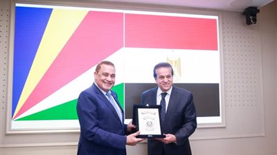 وزير الصحة: إرسال كوادر طبية إلى سيشل واستقبال المرضى للعلاج بالقاهرة